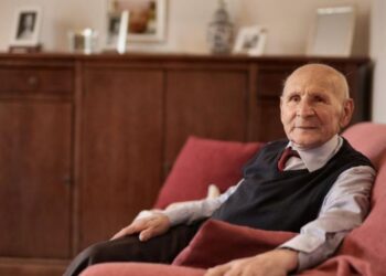 Teun (87) is dag en nacht alleen: “Er komt nooit iemand langs voor een bakje koffie”