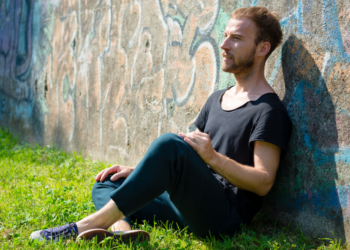 Amanda (54): “Mijn 28-jarige zoon wil het huis niet uit”