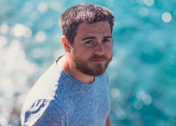 Thom (34): “Mijn vriendin eist dat ik milieubewuster ga leven, maar ik heb helemaal geen zin in die moeite”