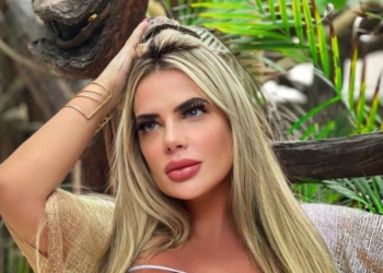 Denise (40) valt alleen op intelligente mannen, maar vindt er geen: “Ik ben te knap”