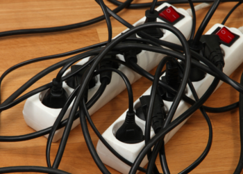 Deze 4 stroomvreters kan je ’s nachts beter uitschakelen