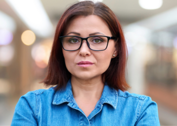 Kelly (39): “Iedereen moet verduurzamen, maar maar mijn buren hebben nog een gasaansluiting”