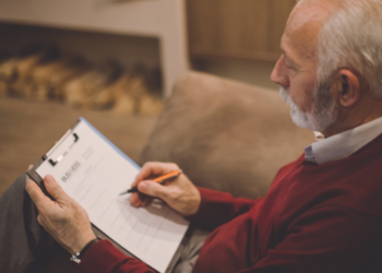 75-jarige Menno haalt kleinzoon uit testament: “Als ze niet langskomen dan hoef ik ze toch ook niets te geven!”
