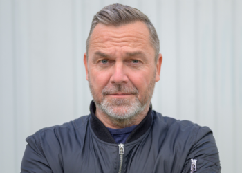 Peter (52): “Ouders zijn zelf verantwoordelijk om te betalen voor de kinderopvang”