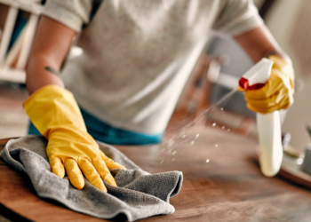 Onderzoek: “Wie vaak schoonmaakt, leeft mogelijk korter”