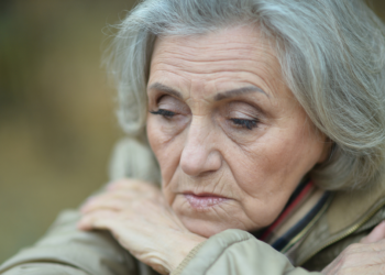 Els (69): “Mijn dochter heeft mij niet uitgenodigd met kerst, terwijl ik drie dagen per week op haar kinderen pas”