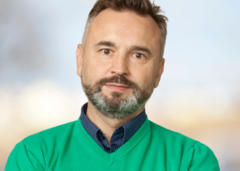 Herman wil niet dat dochter (16) met haar vriendje op wintersport gaat: “Dat doet ze maar als ze 18 is”