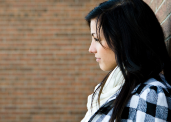 Maartje (28): “Mijn ouders zijn rijk, maar willen mijn schulden niet afbetalen”