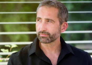 Marcel (49): “Waarom bemoeit Nederland zich met oorlogen en conflicten terwijl niemand van de bevolking dit wil?”