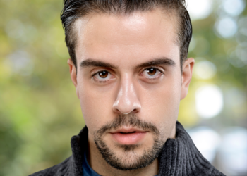 Remi (31): “Ik snap niet dat mensen hun huisdieren een verjaardag geven, het is een dier, die merkt er toch niks van”