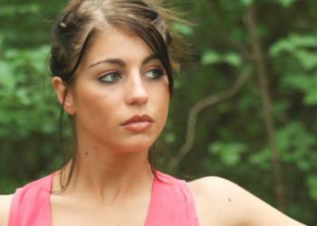 Sanne (30): “Honden en katten horen niet in een kleine woning met een kleine of geen tuin, neem geen huisdier als je geen ruimte hebt”