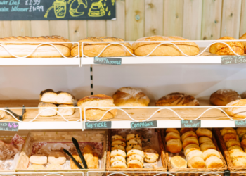 Zeer schokkend: Zo oud zijn jouw ‘verse’ broodjes bij de supermarkt