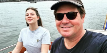 Dochter (20) van Martijn Krabbé reageert emotioneel: “Wat gaan wij nog samen meemaken?”