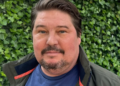 Ernstig zieke Martijn Krabbe deelt verdrietig nieuws met heftige foto vanuit ziekenhuisbed
