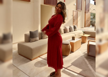 FOTO: Daphne deelt een verleidelijke lingeriefoto