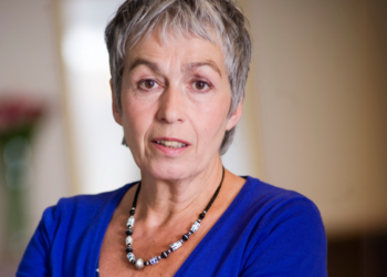 Jantine (62): “Mijn zoon wil niet dat ik oppas, omdat ik zijn kinderen te streng zou opvoeden”