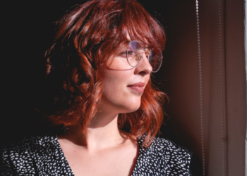 Sylvia (30): “Ik wil mijn dochter geen poppen geven, maar mijn moeder koopt ze constant voor haar”