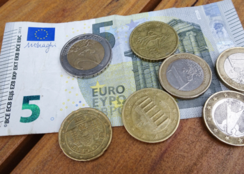 Veel parttimers krijgen teleurstellende loonstrook: “Veel mensen houden netto minder over in 2025”