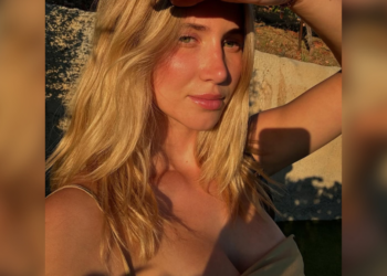 Chy Burd verrast fans met gedurfde Valentijnsdagshoot