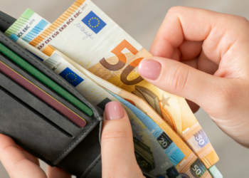 De waarheid over contant geld: Waarom het verdwijnt en wat dat voor jou betekent!