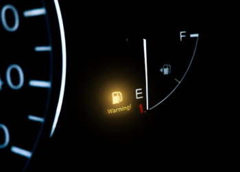 Hoever kom je nog als je tanklampje brandt? Het antwoord zal je verrassen!