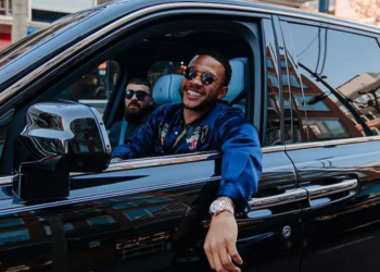 Memphis Depay zegt ‘sorry’ voor dronkenmansrit in Rolls-Royce door Monaco