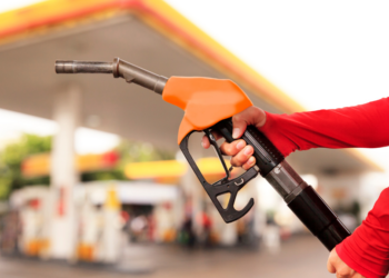 Nederlanders die goedkoop willen tanken in Duitsland opgepast: “Kan je nu duur komen te staan”