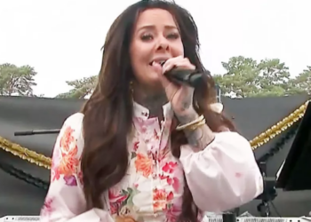 Wendy van Hout over haar zangcarrière: ”Celine Dion is mijn grote voorbeeld”