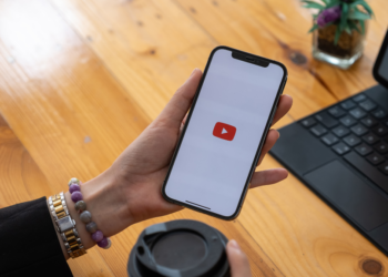 Zo sla je YouTube-advertenties over zonder YouTube Premium
