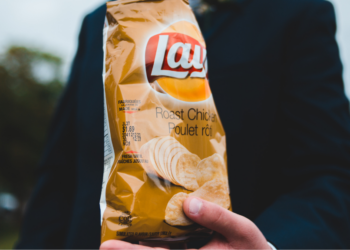 Komen er waarschuwingen op ongezond voedsel, net als bij sigaretten? Dit zijn de plannen