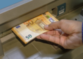 Ongelooflijk! Vanaf 1 juni wordt geld storten en opnemen bij deze bank nóg duurder!