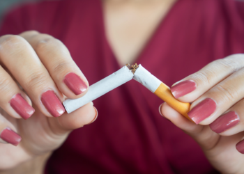 Rookverbod op terrassen is maar een begin: ‘Regering neemt strengere maatregelen’