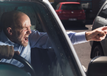Schokkend! Dit zijn de automerken met de meest agressieve bestuurders