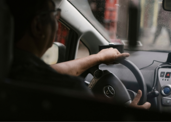 Vanaf deze datum wordt je rijbewijs volledig digitaal: “EU is bezig met een app ontwikkelen”