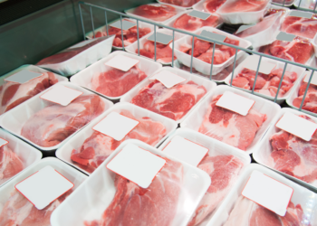 Volgens supermarkten hebben we jaren te weinig betaald voor ons vlees: “Wie een goed stuk vlees op zijn bord wil, moet betalen”