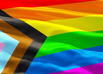 AVROTROS onder vuur na verbod pridevlaggen in Basel: “Jezelf zijn is geen politiek statement”