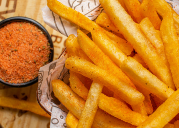 Deze veelgebruikte truc zorgt voor knapperige friet uit de airfryer – zó doe je dat
