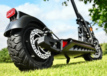 Kenteken wordt verplicht voor elektrische steps, bijzondere bromfietsen en andere voertuigen: vanaf 1 juli