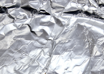 Waarschuwing! Dit is waarom je aluminiumfolie niet altijd veilig kunt gebruiken in een airfryer