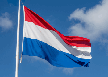 Demonstranten Bevrijdingsdag doen aangifte tegen Marco Kroon: “Schaafwond gekregen”