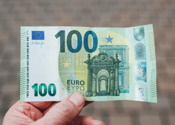 Dit is waarom je je loonstrook deze maand extra goed moet controleren