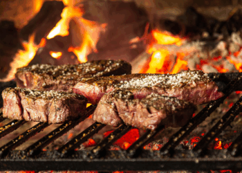 Franse studie: autorijden en rood vlees maken mannen grotere vervuilers