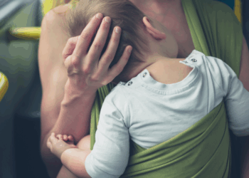 Melinda geef borstvoeding in het openbaar: “Mensen kijken me aan alsof ik gek ben”