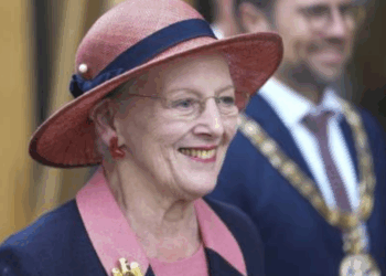 Net binnen: Koningin Margrethe van Denemarken is opgenomen in het ziekenhuis
