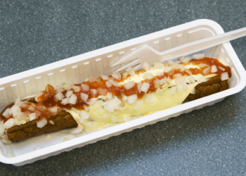 Onderzoek wijst uit: “Frikandellen eten blijkt goed voor je te zijn!”