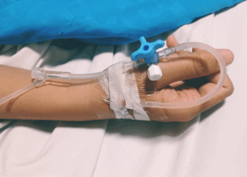 Sepsis is net zo dodelijk als een hartinfarct: “Dit zijn de signalen waar je op moet letten”