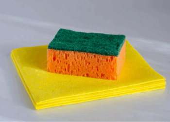 Waarschuwing! Als je dit weet, gebruik je nooit meer een geel vaatdoekje!