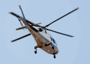 Politie roept op: doe dit alsjeblieft niet als je een traumaheli op de weg ziet landen!