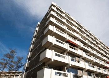 Schokkend: asielzoekers verhuren voorrangswoning illegaal door voor dit bizarre bedrag