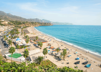 Het is bizar: Dít geeft een Nederlander gemiddeld uit aan een zomervakantie